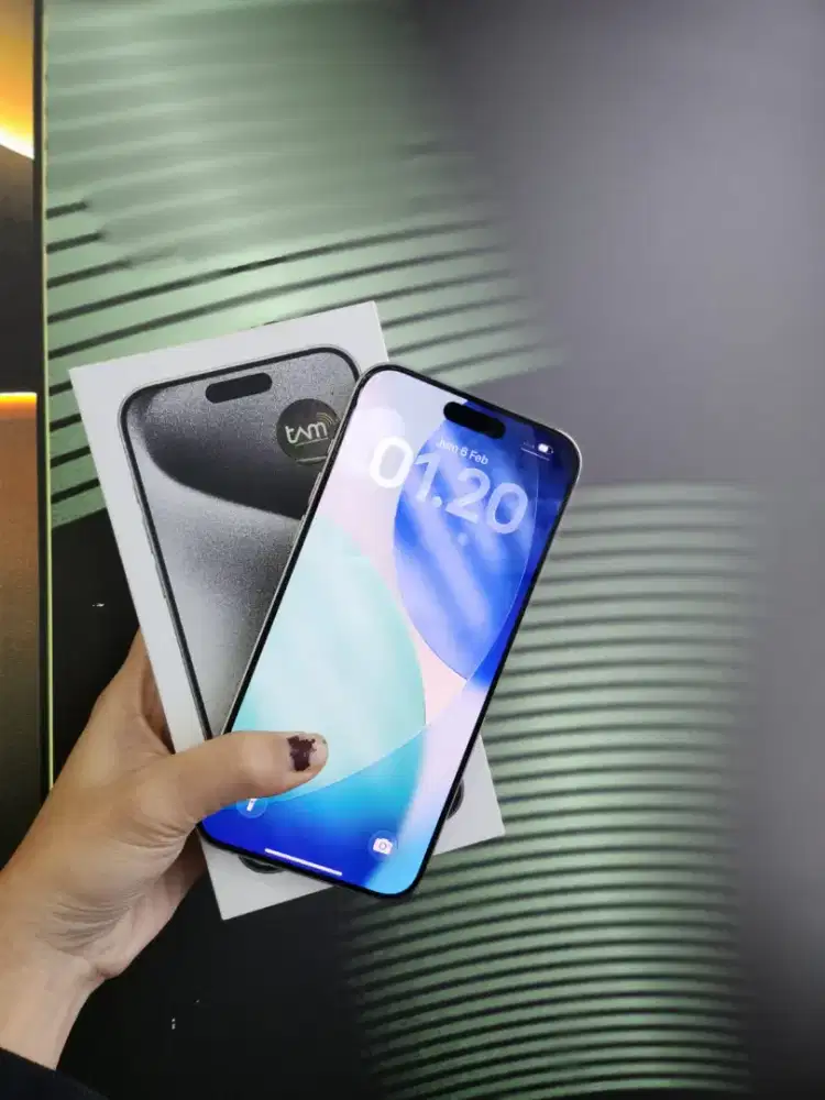 Second iphone 15pro Max 256gb Natural ibox