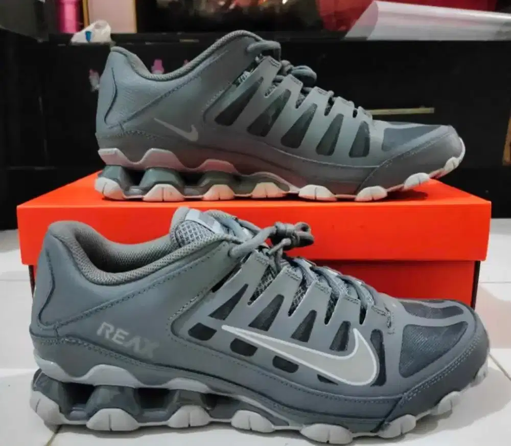 Sepatu Nike Reax 8 TR Mesh Original