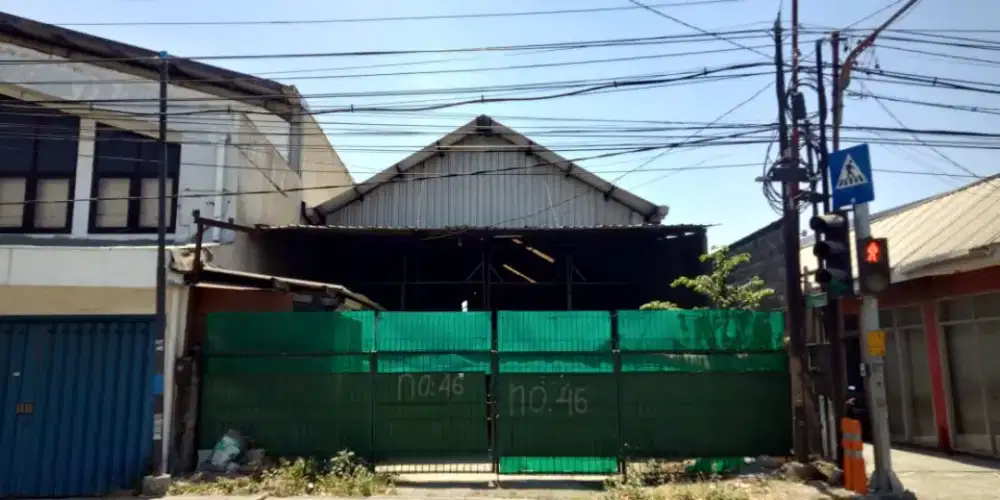 Disewakan Gudang  di jalan Tandes Surabaya