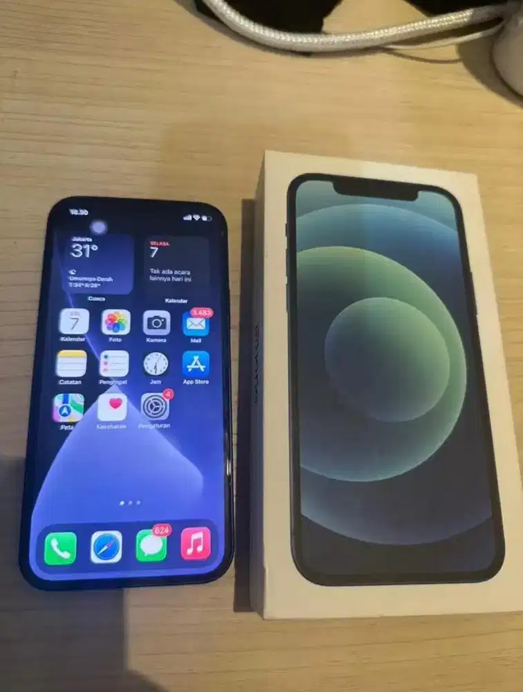 Iphone 12 (64 gb) warna blue ibox