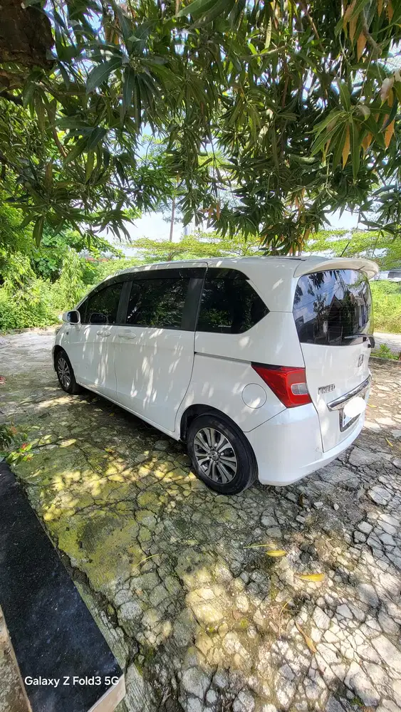 Honda Freed 2012 Bensin