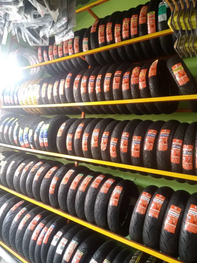 Cari mekanik bengkel motor