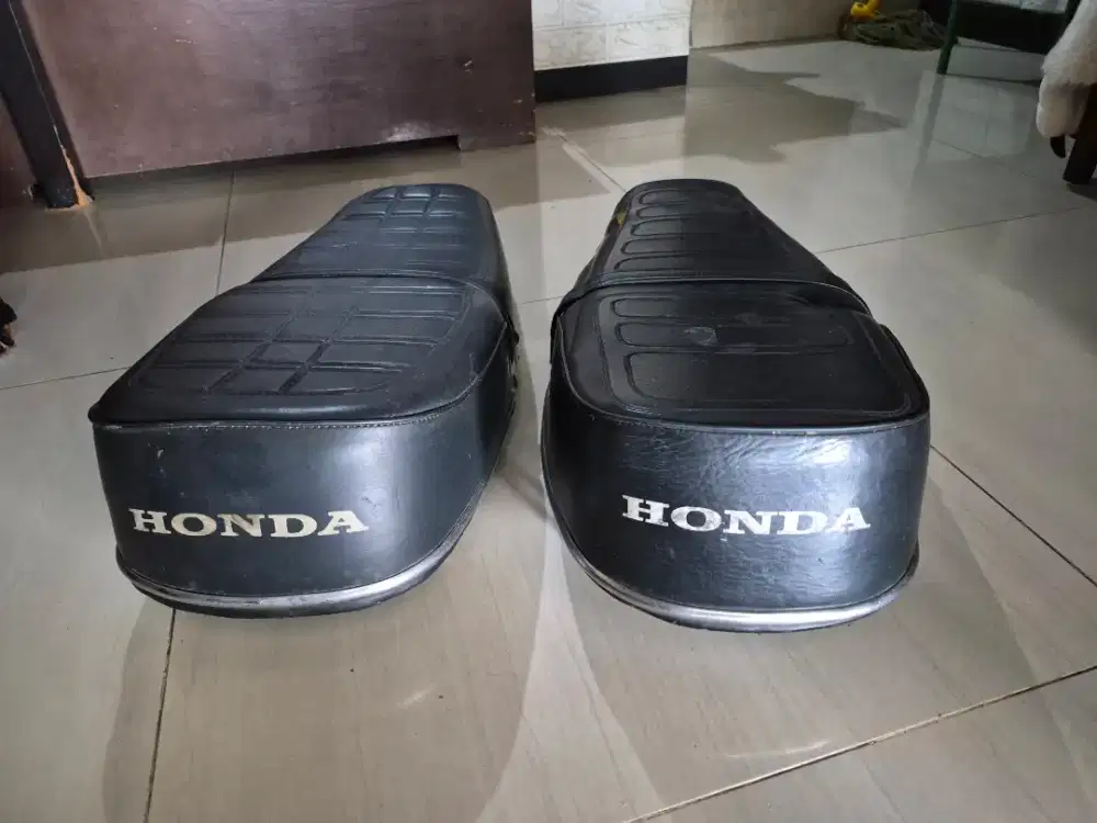 Jok motor Honda CB 100/Bebek