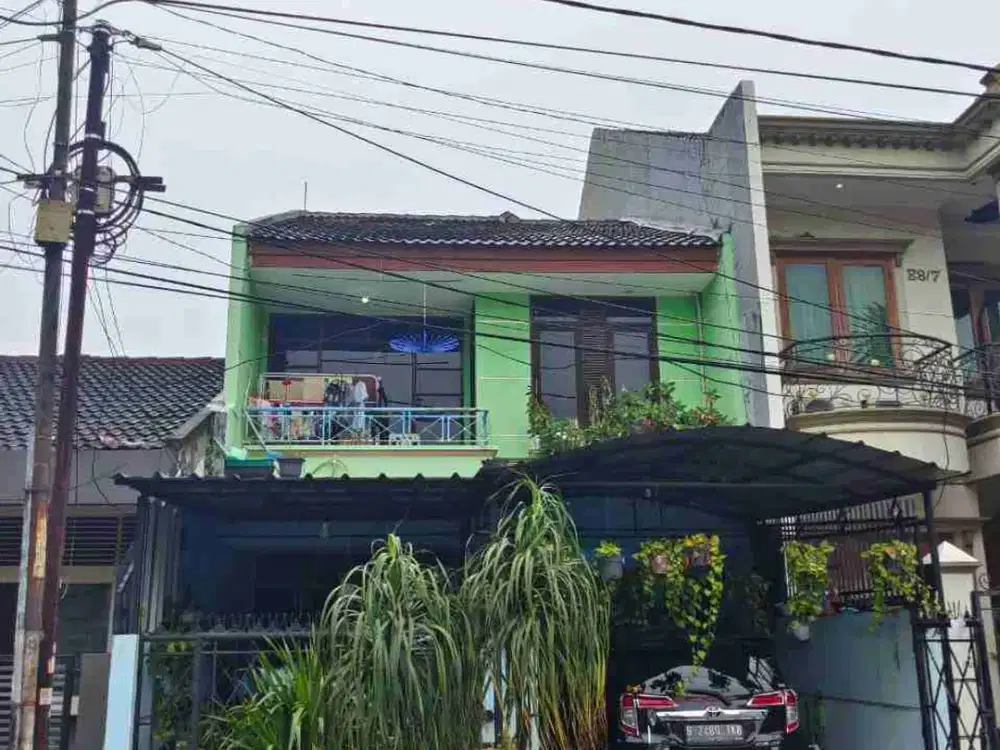 DI JUAL RUMAH PONDOK KELAPA TIMUR.