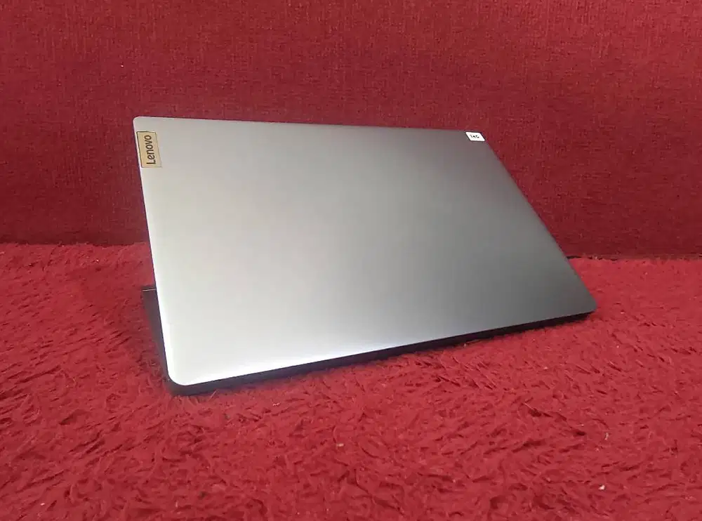 Laptop LENOVO IP3 14IRU8 Core i3-1315U RAM 8GB SSD 512GB Garansi Resmi