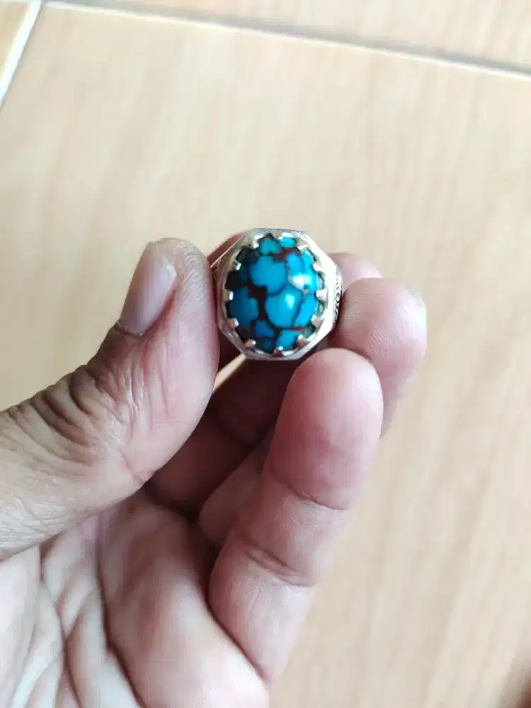 Cincin batu permata pirus persia lawas