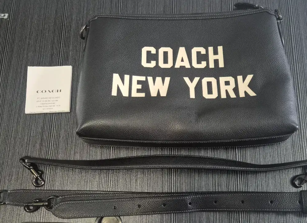 Preloved coach sling bag