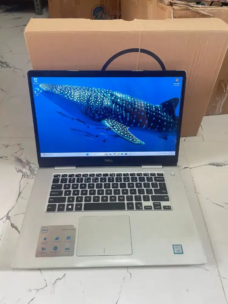 Dell Inspiron 7570 Core i7 G8 Ram 8 SSD 128 + HDD 500 Nvidia 940Mx