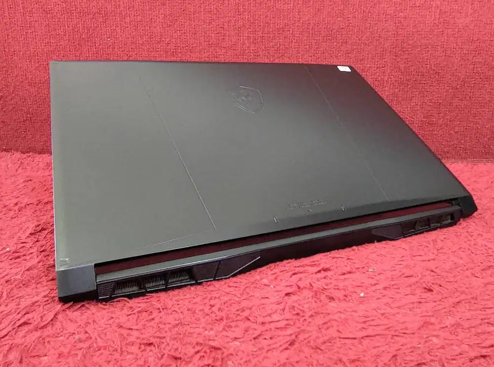 Laptop MSI KATANA 17 B13VGK Core i7-13620H RAM 32GB SSD 1TB RTX 4070