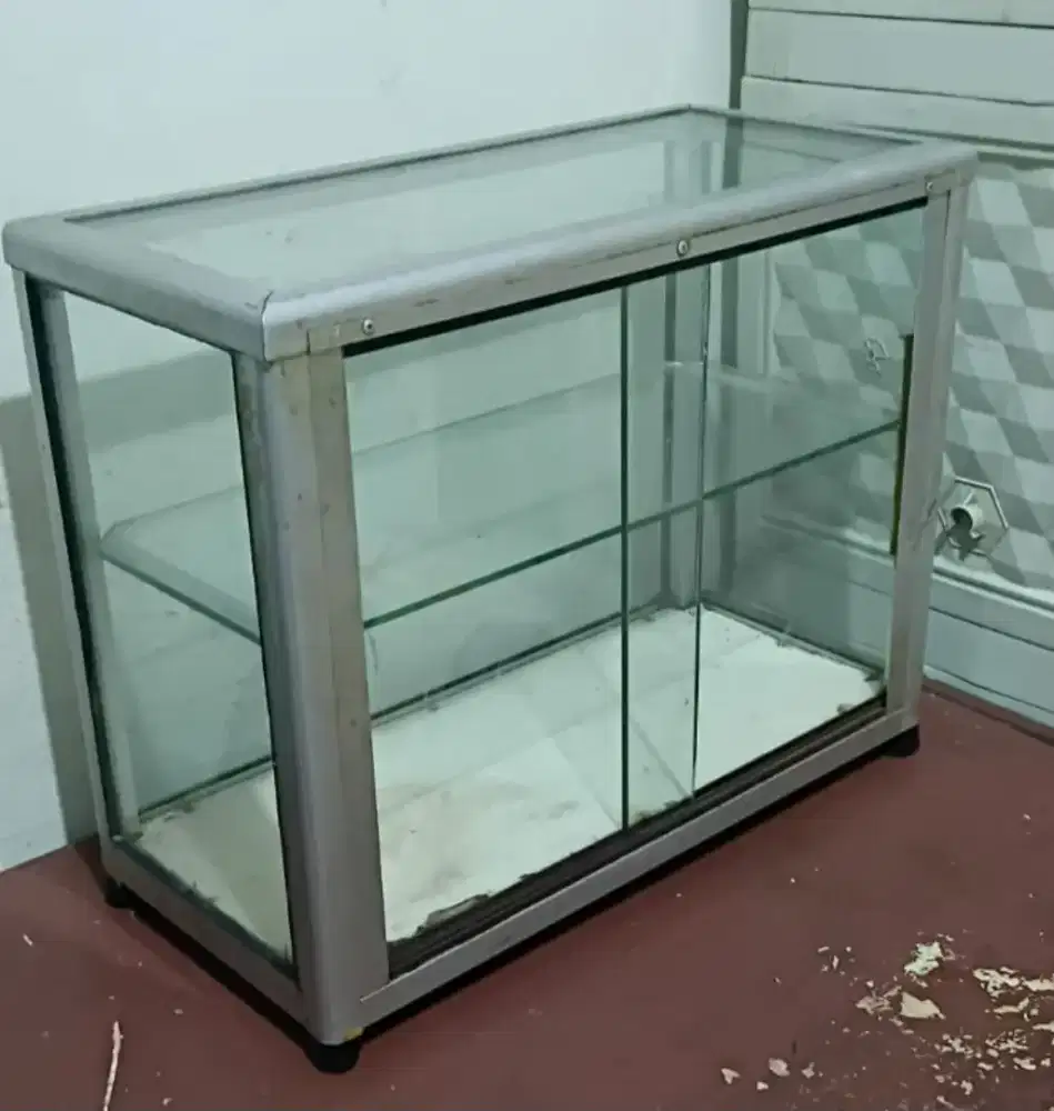 ETALASE KECIL  MURAH