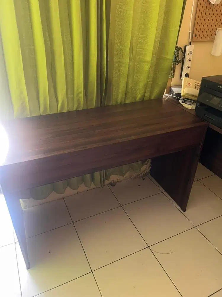 Meja Kantor Pro Design Yuka DK120 - Coklat