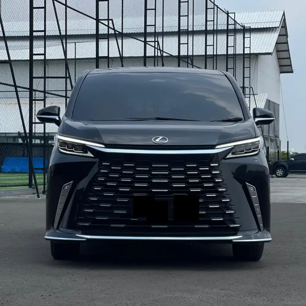 Lexus LM350H Hybrid 7 Seater AT 2014