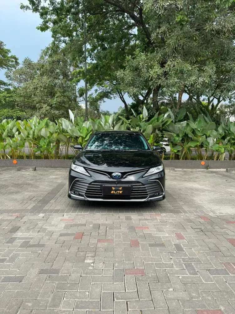 Toyota Camry 2.5L Hybrid 2023