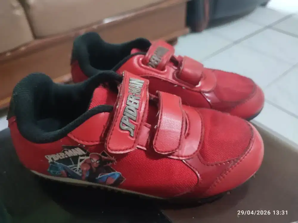DIJUAL MURAH SEPATU BEKAS ANAK !!!