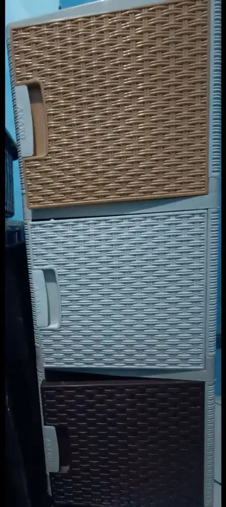 Rak baju lipat motif rotan susun 3