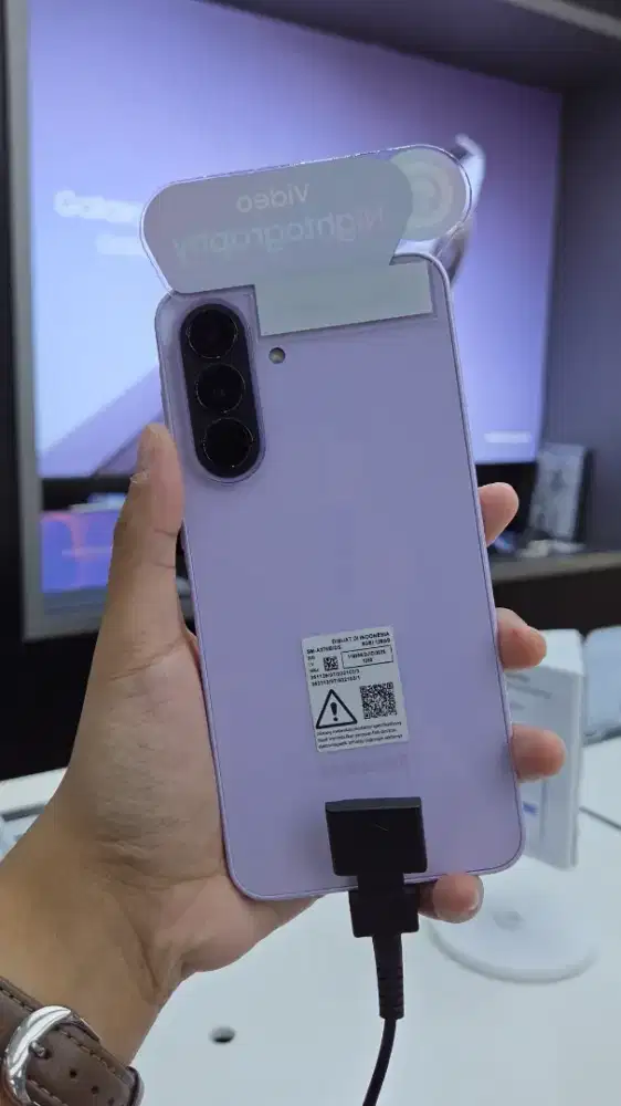 SAMSUNG GALAXY A37 NEW!! FREE CHARGER DAN UNLIMITED XL PRIO 6MONTH