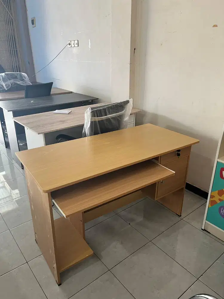 PROMO MEJA KOMPUTER GRATIS ANTAR