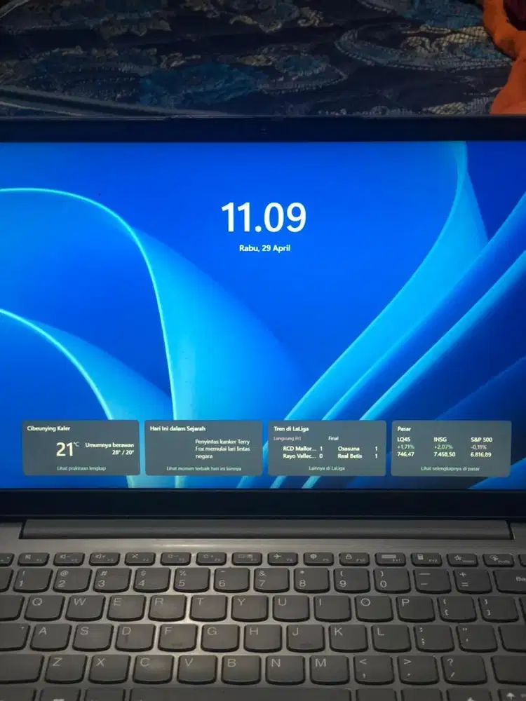 Lennovo IdeaPad Slim 3