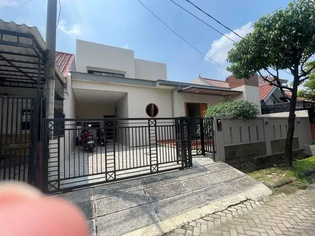 DIJUAL TANPA PERANTARA, Rumah FULL Renov dan Furnished