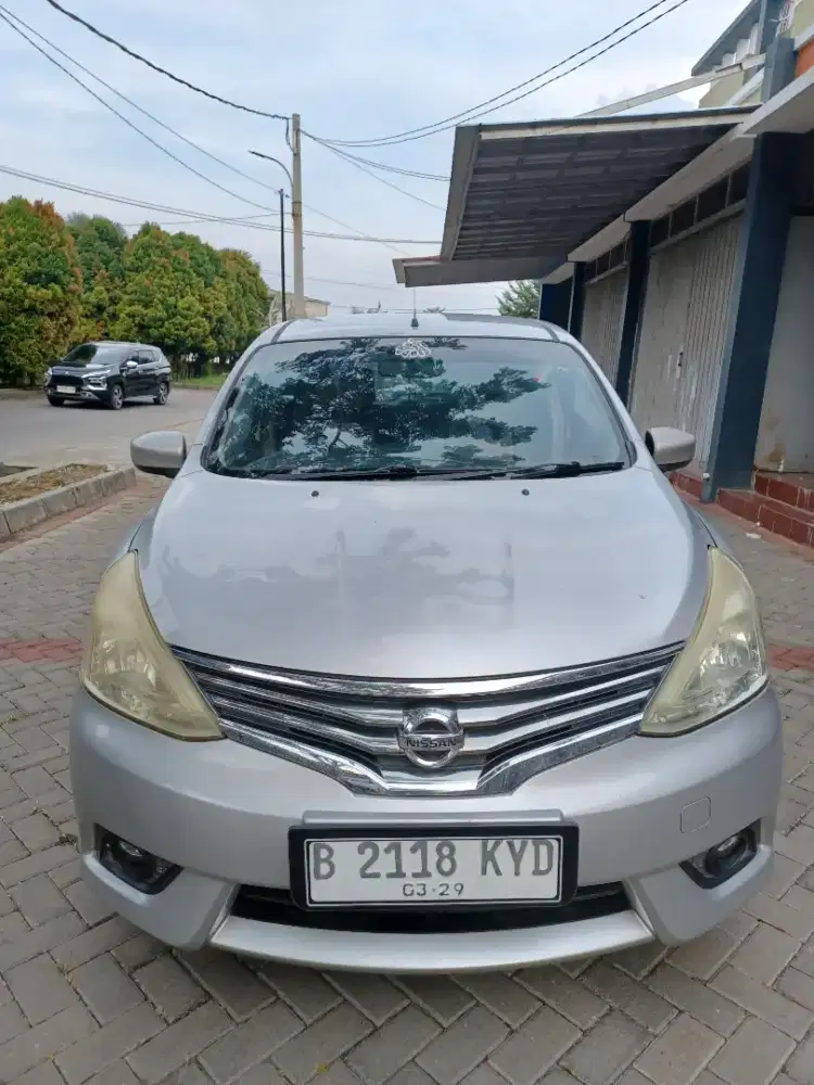 Grand Livina XV matic 2014