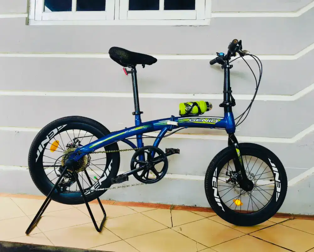Sepeda lipat merek Genio uk'20 hrg 720rb net kondisi bagus