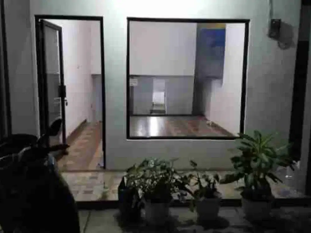 Disewakan Ruang Usaha Sangat Strategis Di Mainroad Sayap Dago Daerah Ramai