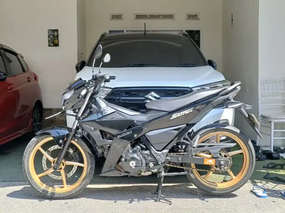 Satria fu Fi predator tahun 2017/tt boleh gan cash lebih bagus