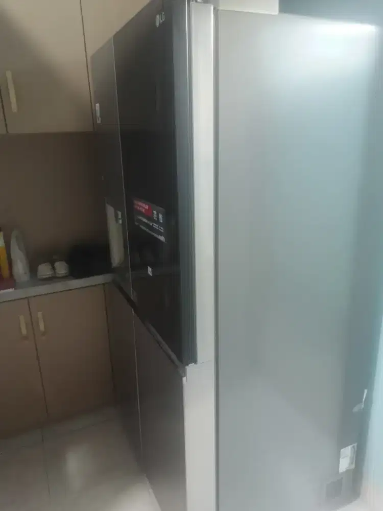jual kulkas merk LG