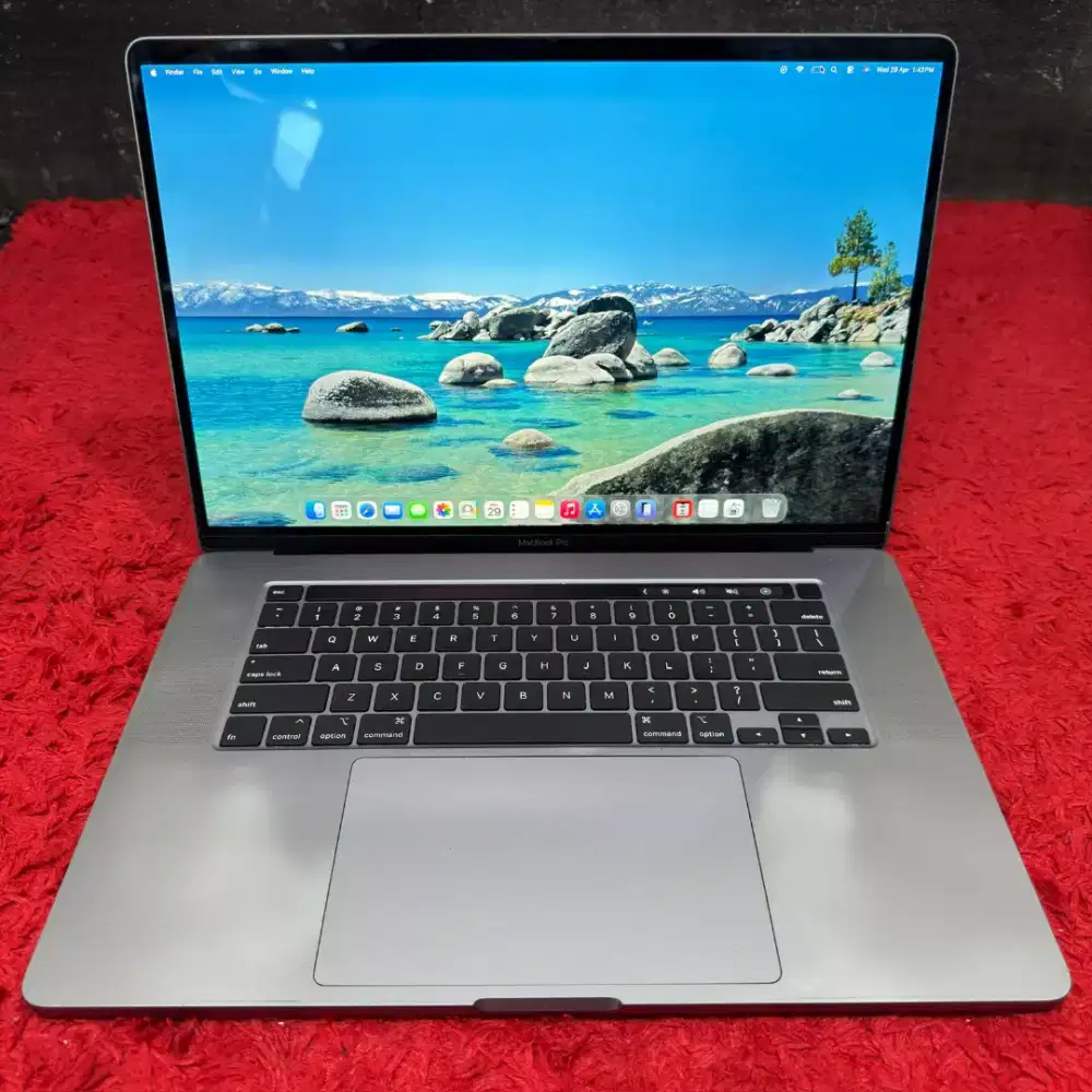Macbook pro 2019 16 inch ram 32gb ssd 1tb i9 dual vga bisa cod