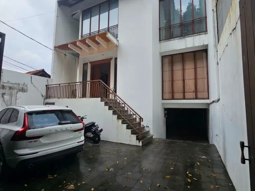 *UPDATE TURUN HARGA*  DIJUAL RUMAH MINIMALIS (Siap Huni) ADA POOL DI CIPETE UTARA KEBAYORAN BARU JAKARTA SELATAN