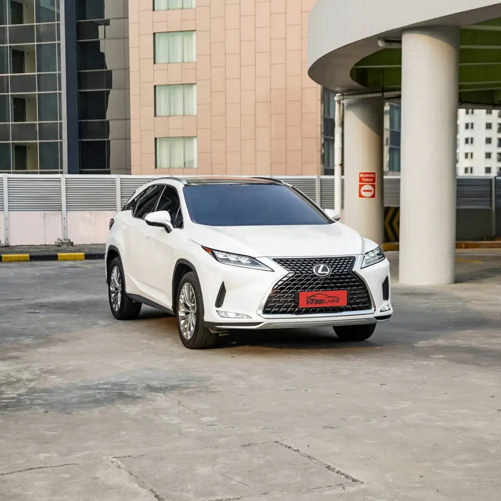 Lexus RX300 Luxury 2021 putih