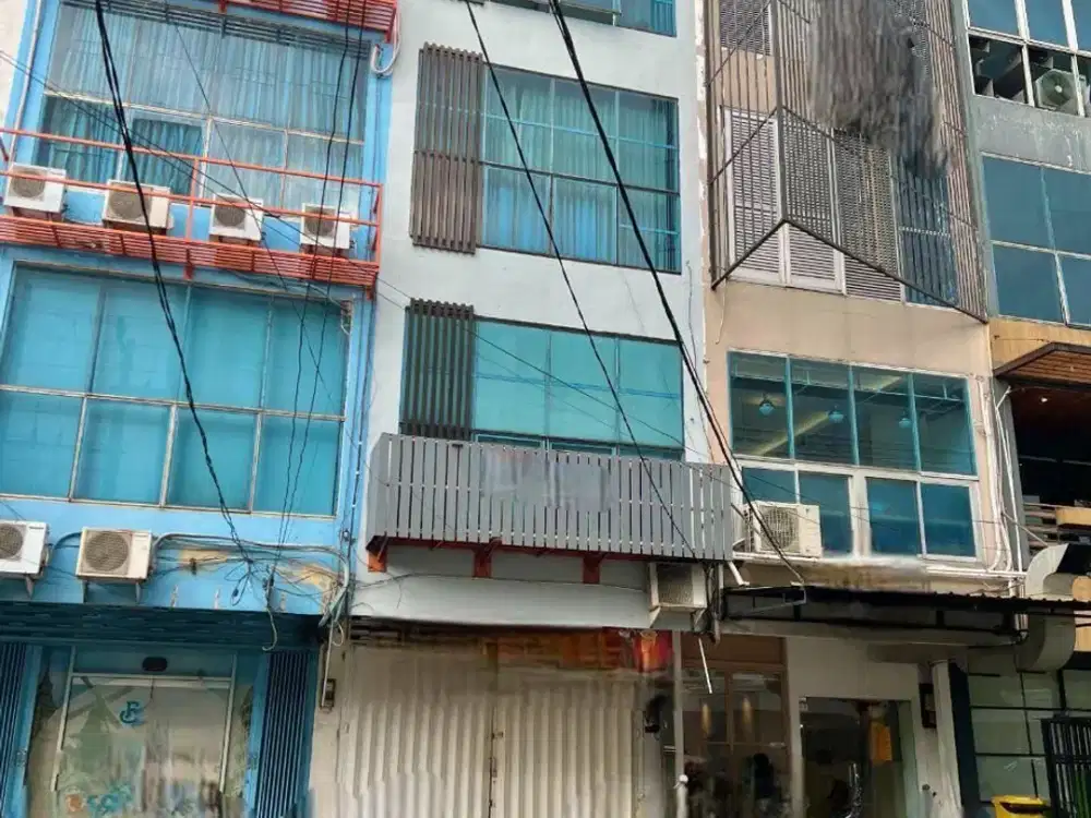 Jual / Sewa ruko siap huni manyar kertoarjo dekat jalan utama