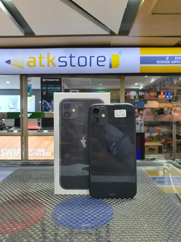 Iphone 11 64 GB Resmi iBox Fullset Mulus Like New