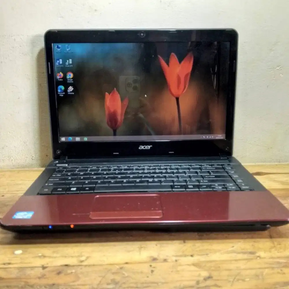 Laptop murah Acer core i3-2348M Ram 4 GB HDD 500 GB Dual VGA