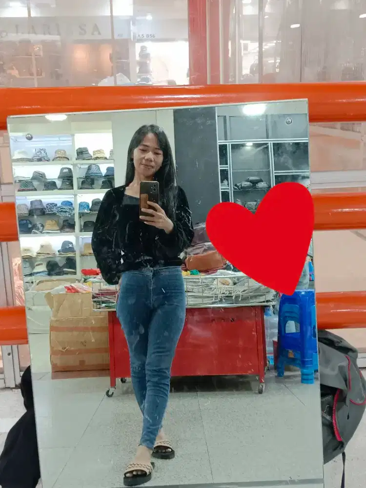 Cari kerjaan yg bisa jam 6 sore jaga warung ,jaga stand jajanan