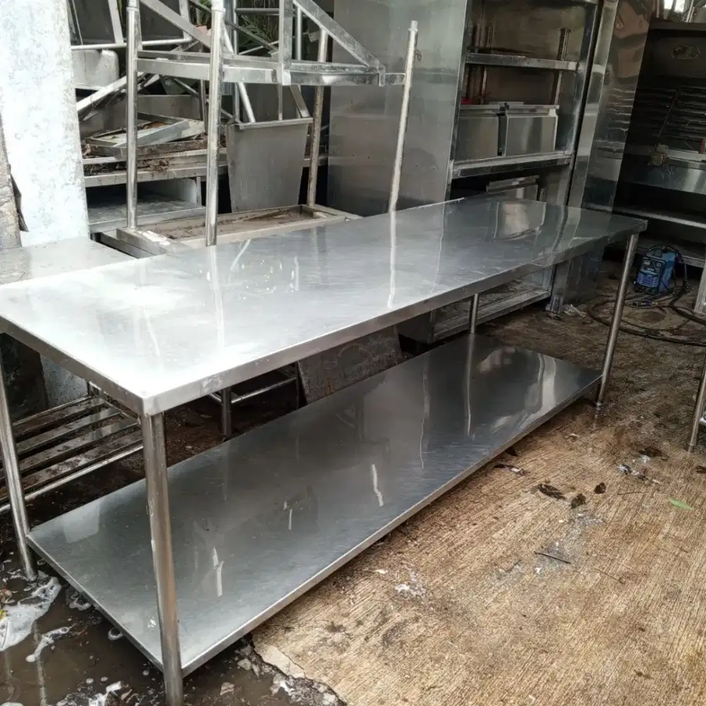 Meja Stainless 2 Susun – Luas dan Siap Produksi
