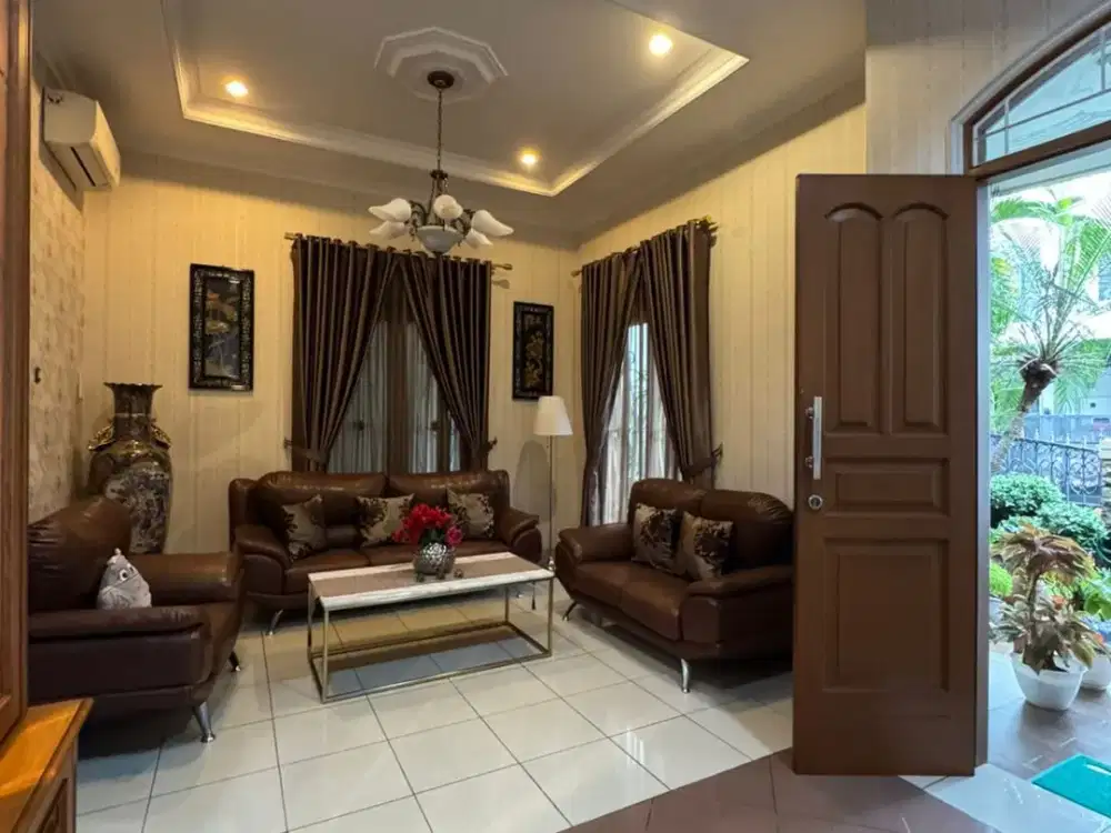 Rumah Taman Permata Buana Jakarta Barat Semi Furnish