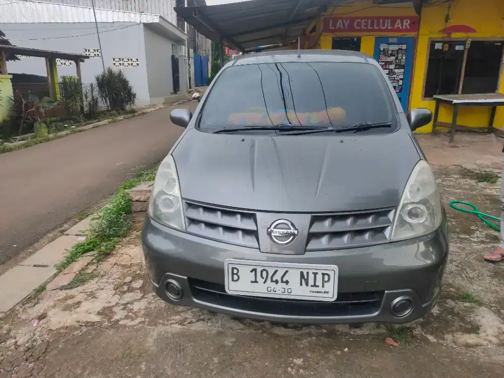 Grand Livina 2010 matic