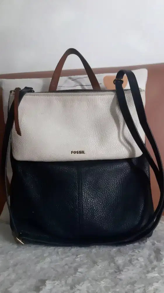 Tas Fossil Preloved