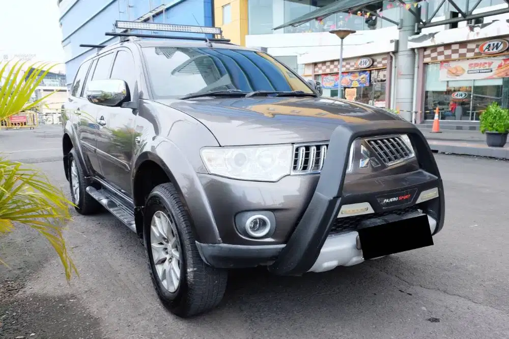 PLAT GENAP 2014 Mitsubishi Pajero Sport Exceed AT Diesel TDP 28JT