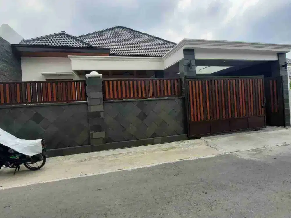 Rumah Baru Mewah 1 Lantai Design Klasik Strategis Dekat Manahan Solo Harga Nego Sampai Deal