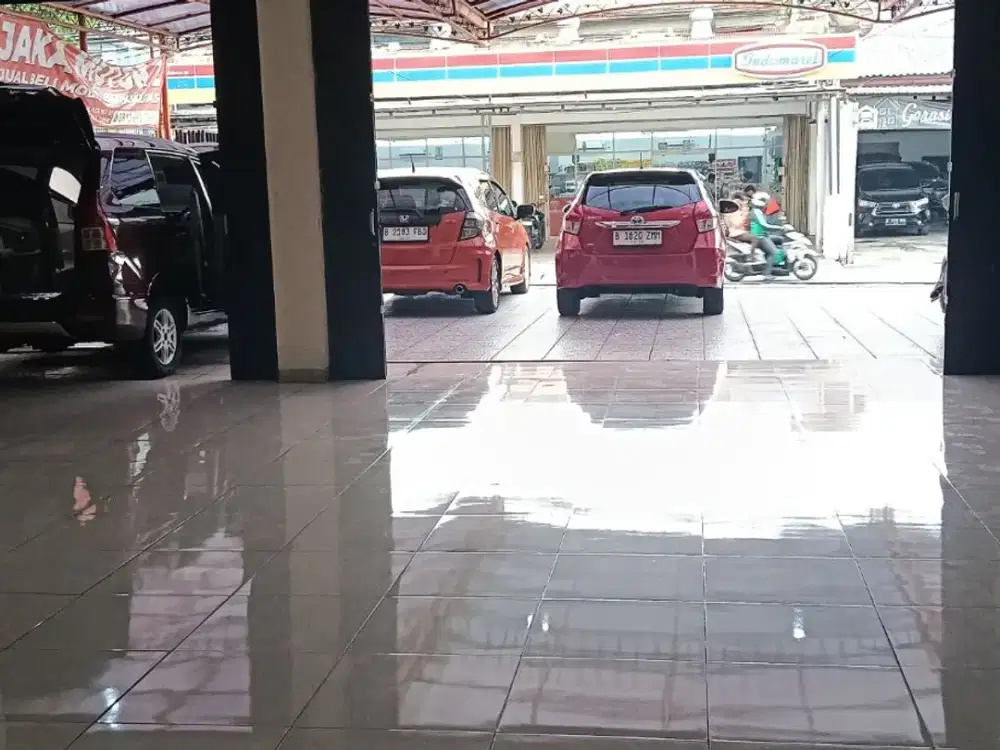 Disewakan Ruko 2 Lantai Siap Huni Ex Showroom di Duren Sawit Jakarta Timur