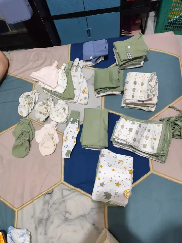 Preloved baju bayi newborn