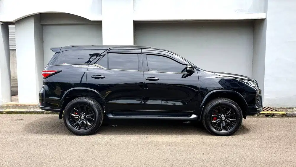 [ 4x4 ] Toyota Fortuner 2.8 VRZ GR Sport Tetradrive Diesel 2025/2026