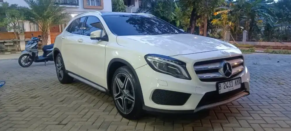 MERCEDES BENZ GLA 200 SPORT 2015