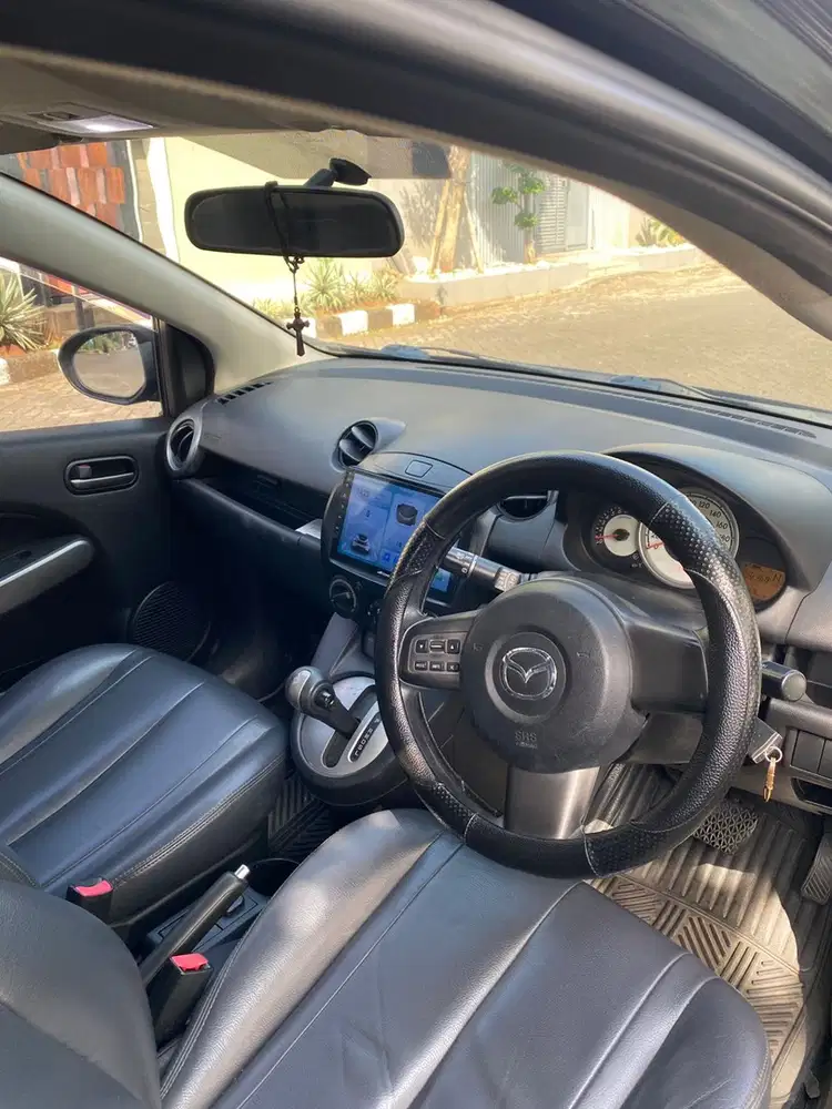 Mazda 2 2012 Bensin