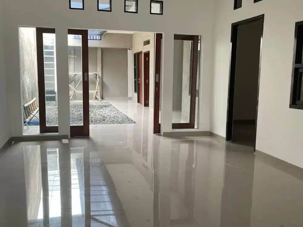 Rumah baru murah shm nyaman lantai granit di Taman Kopo Katapang