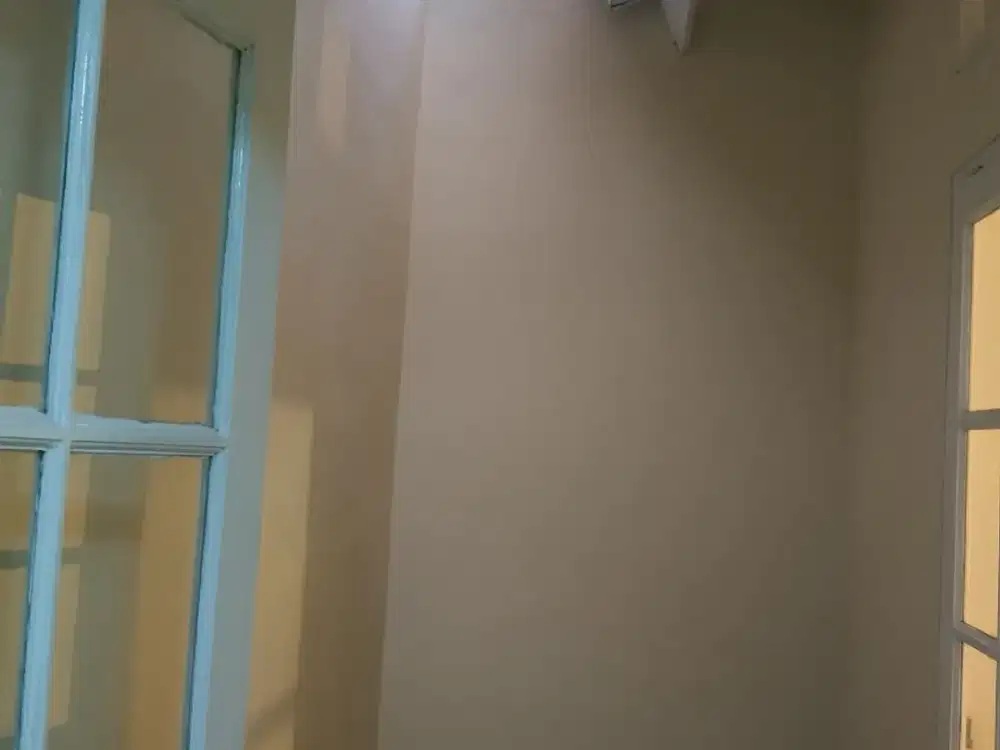 Rumah Bersih Rapih di Modernland Tangerang