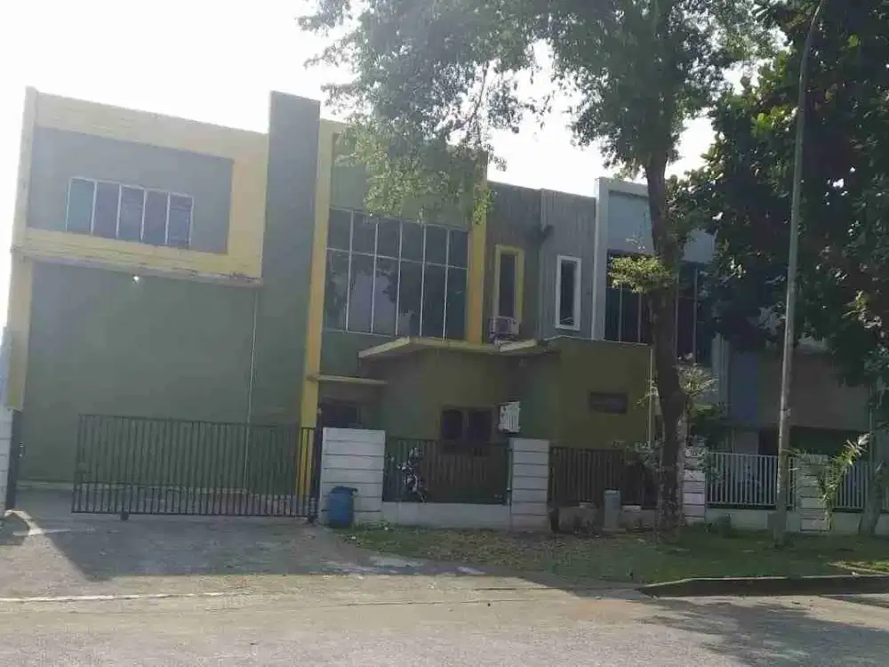 Dijual Gudang Dekat Pintu Tol Taman Tekno Bsd City