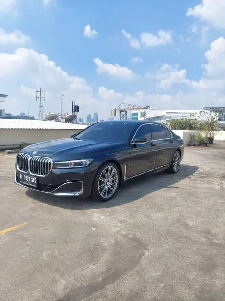 BMW 740Li G12 opulence 2022 low miles